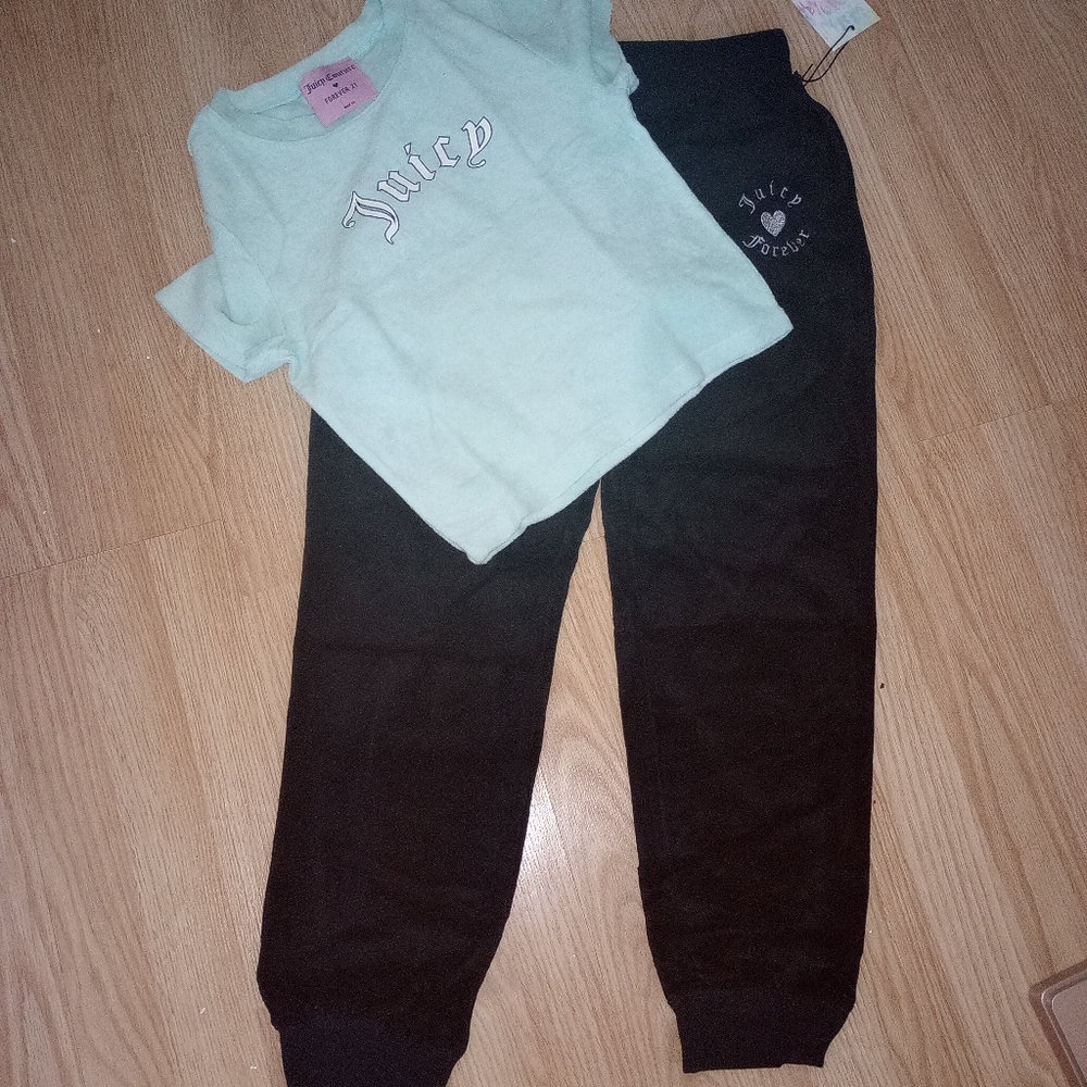 New Juicy Couture set for Forever 21